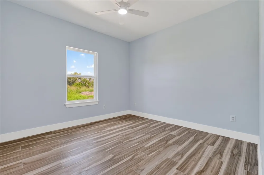 246 Post Oak Rockport, TX 78382