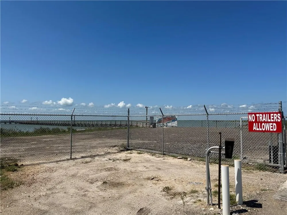 246 Post Oak Rockport, TX 78382