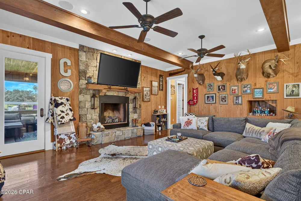 2900 Tanner Road Chipley, FL 32428