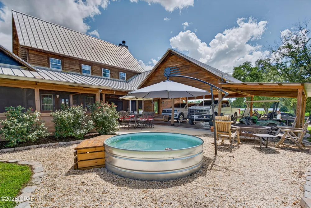 2900 Tanner Road Chipley, FL 32428