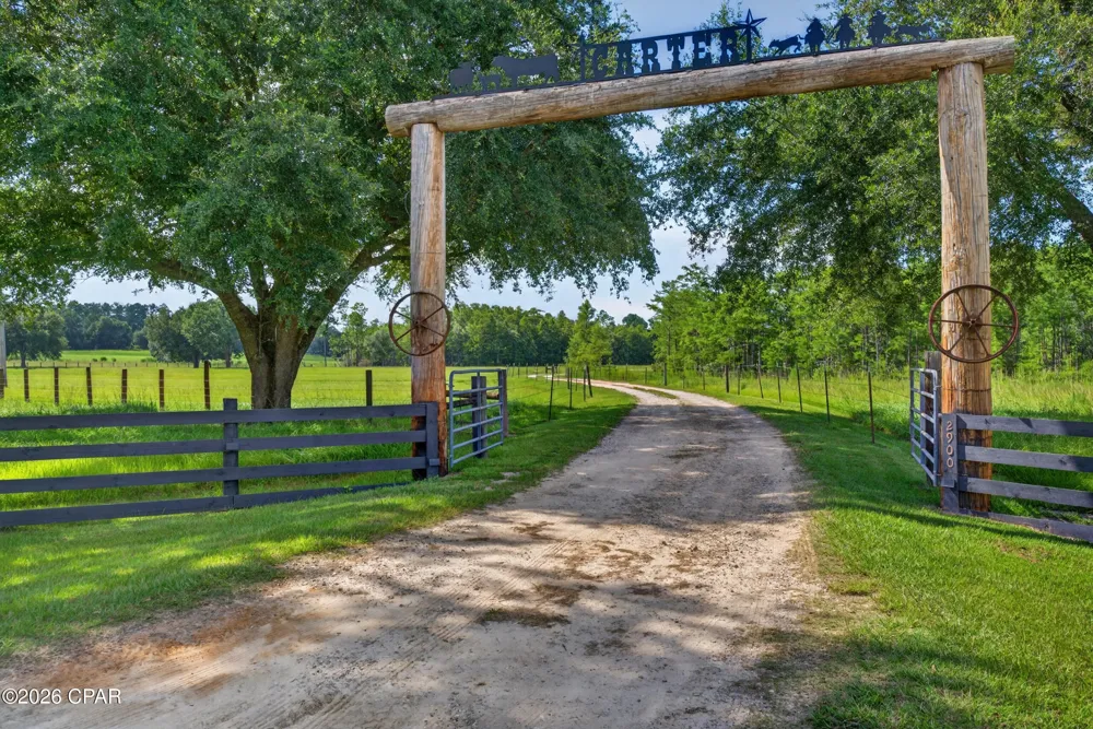 2900 Tanner Road Chipley, FL 32428