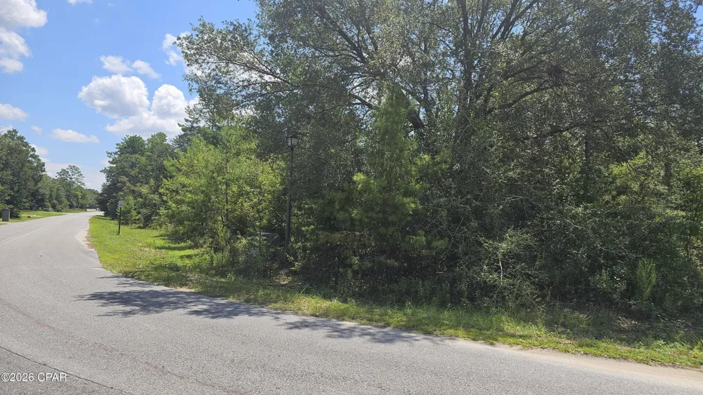 253 Lucas Lake Road Chipley, FL 32428