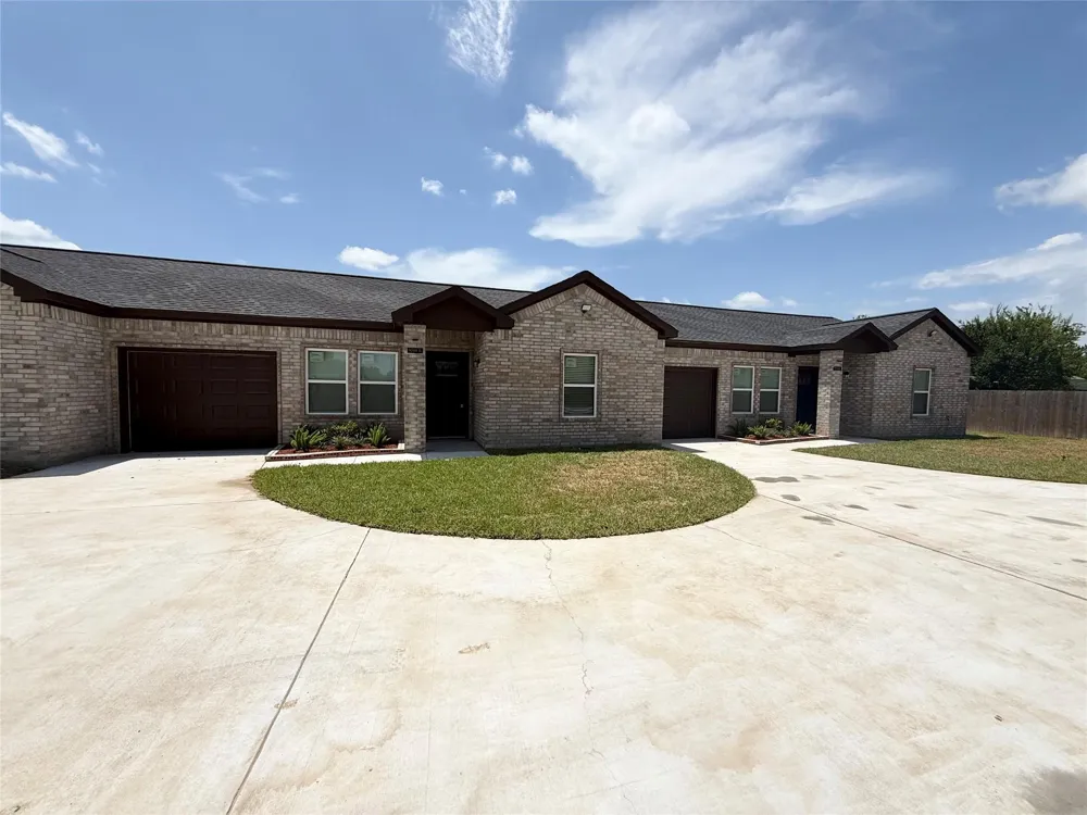 9508 Quaker Court #A Rosharon, TX 77045