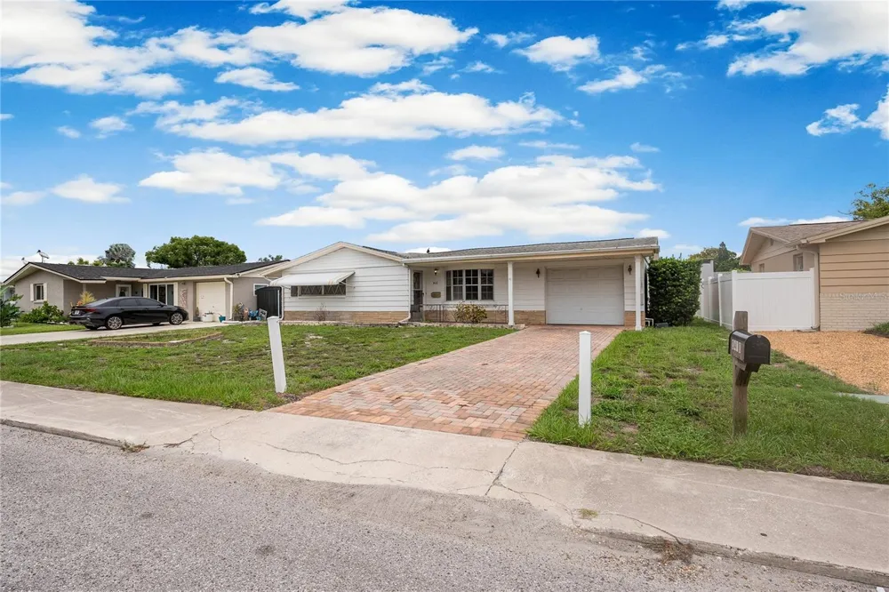 3410 COLUMBUS DRIVE Holiday, FL 34691