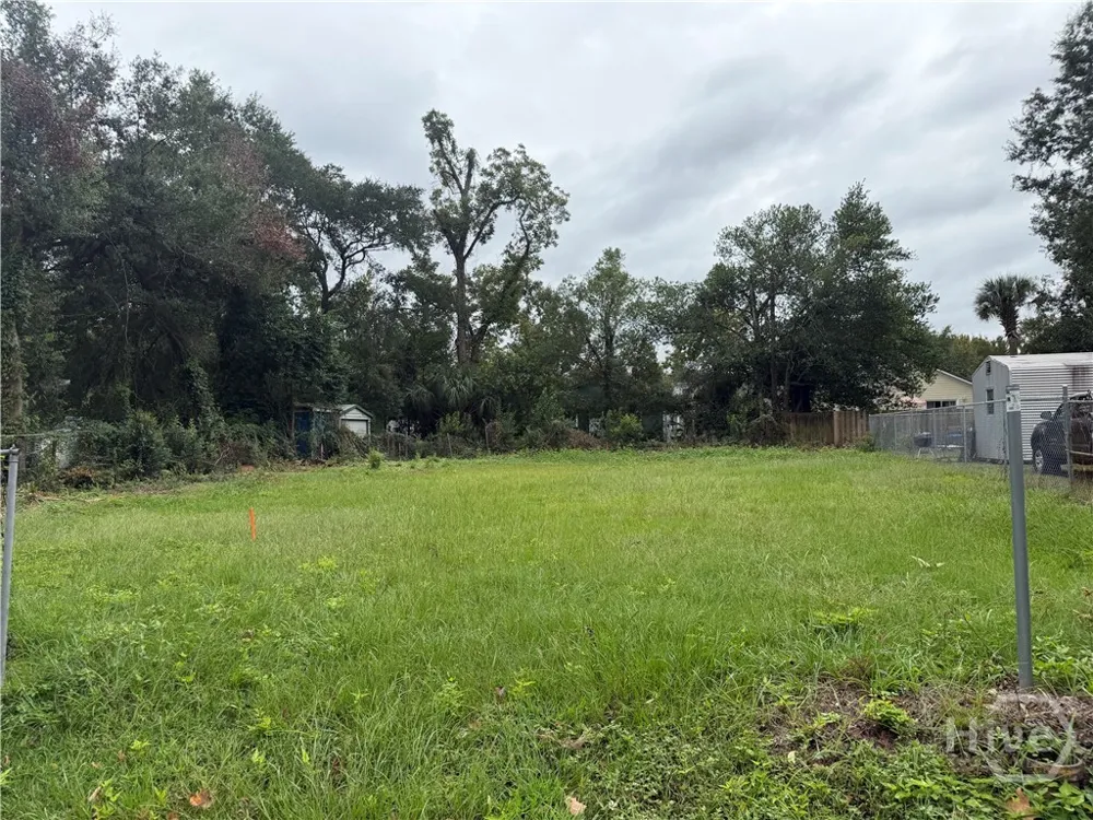 609 E 32rd Street Savannah, GA 31401