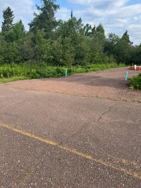 16.45 acres on Pioneer Rd