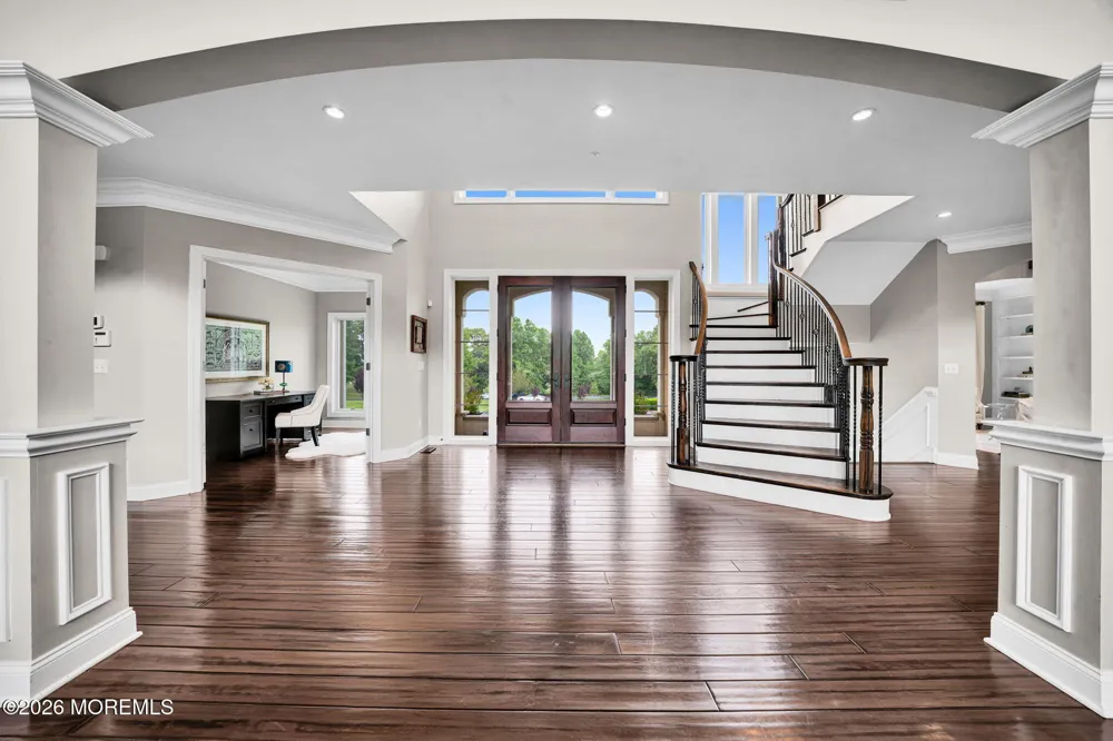 2 Hop Brook Lane Holmdel, NJ 07733