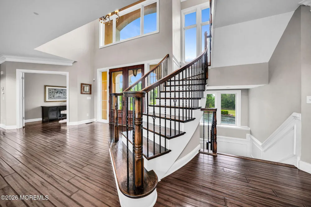 2 Hop Brook Lane Holmdel, NJ 07733