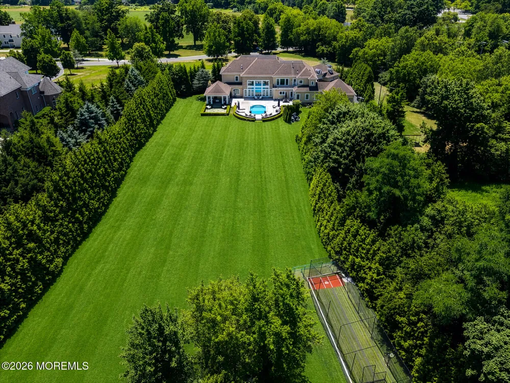 2 Hop Brook Lane Holmdel, NJ 07733