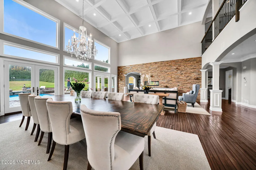 2 Hop Brook Lane Holmdel, NJ 07733