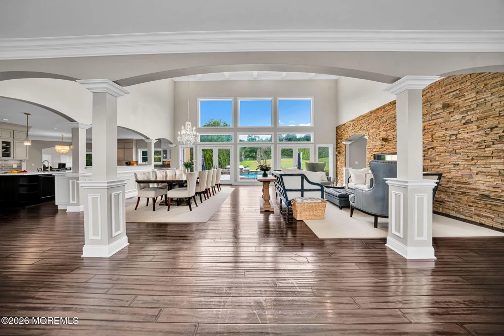 2 Hop Brook Lane Holmdel, NJ 07733