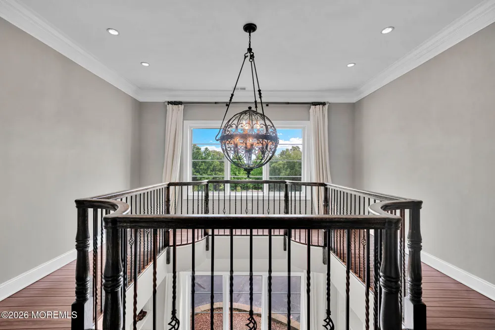 2 Hop Brook Lane Holmdel, NJ 07733