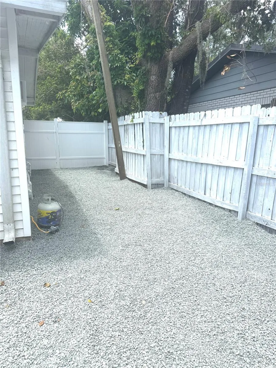5829 12TH STREET Zephyrhills, FL 33542