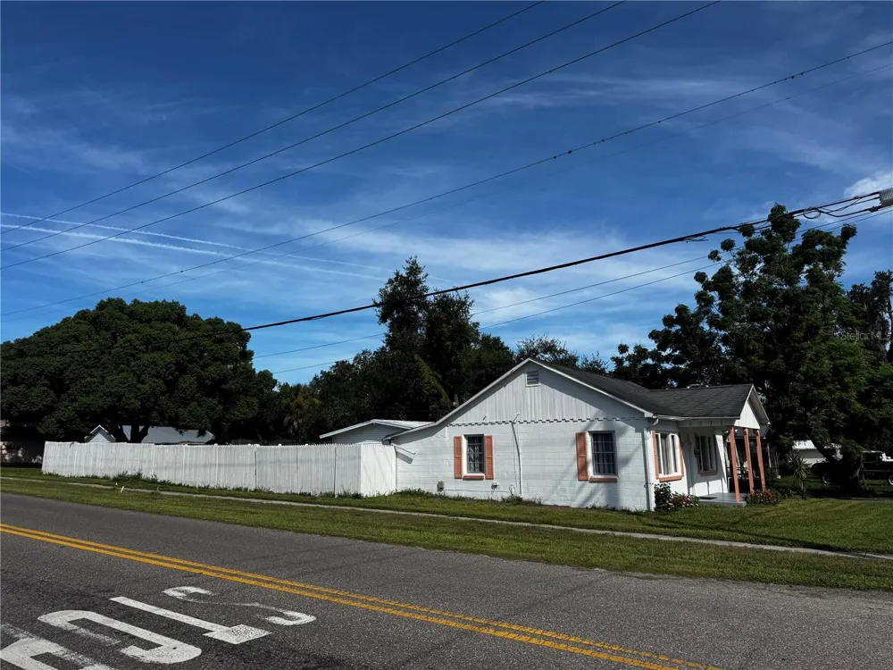 5829 12TH STREET Zephyrhills, FL 33542