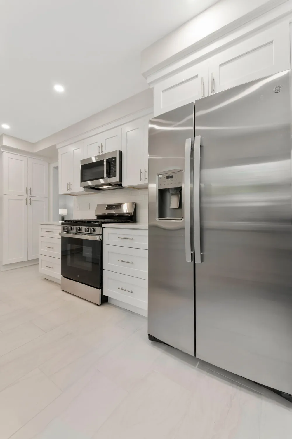 15241 Pearson Street Oak Park, MI 48237