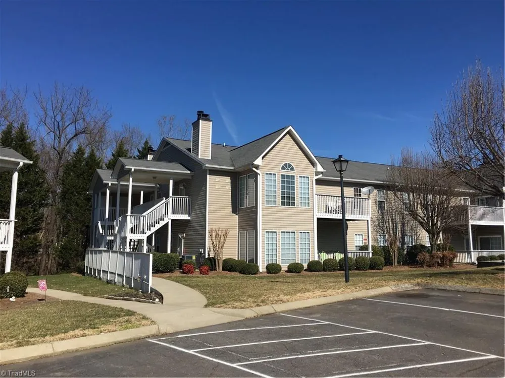 7328 Riverview Knoll Court Clemmons, NC 27012