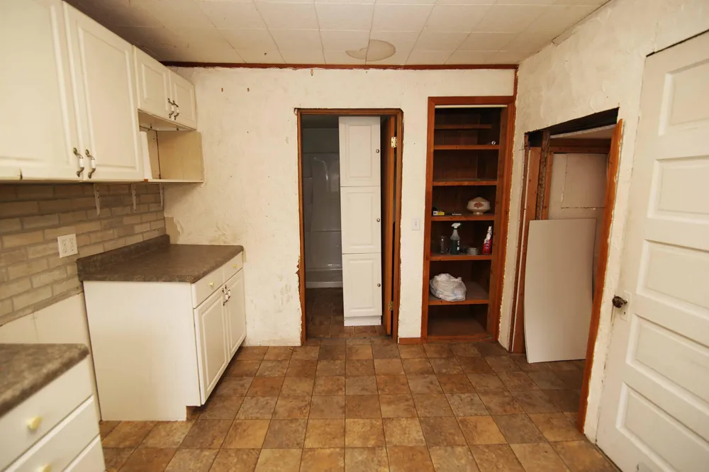 406 Spring Street Three Rivers, MI 49093