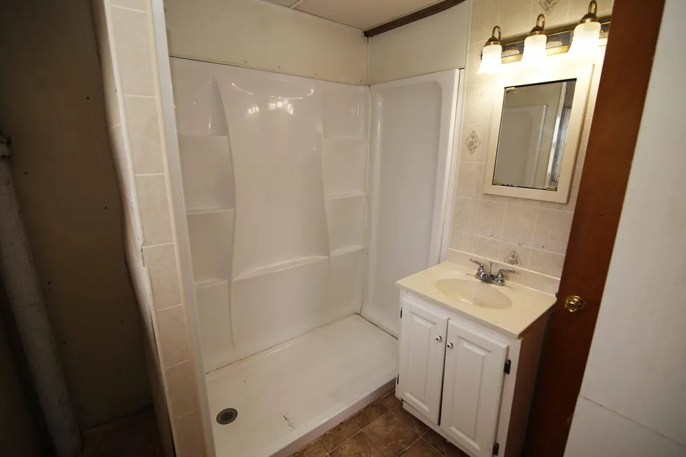 406 Spring Street Three Rivers, MI 49093