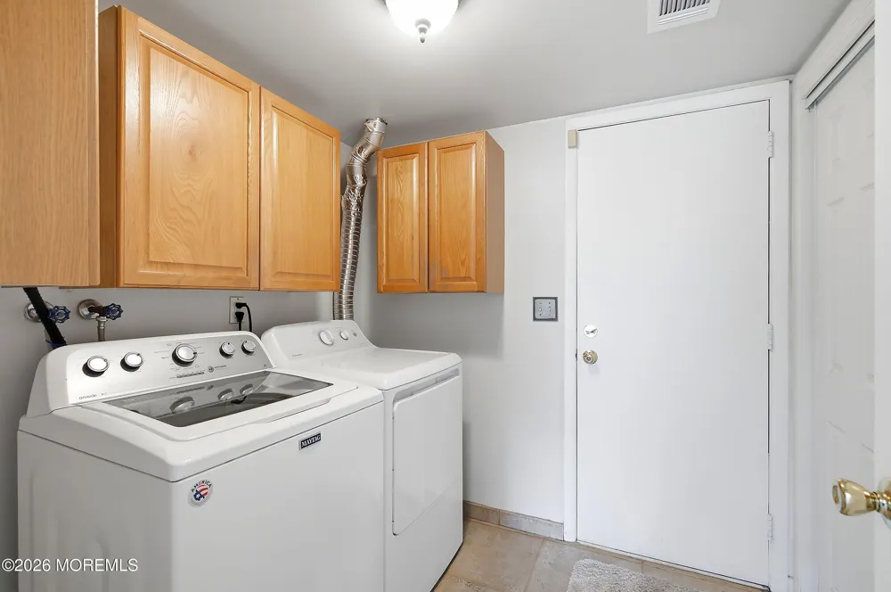 90 Cotswold Circle #310 Ocean, NJ 07712