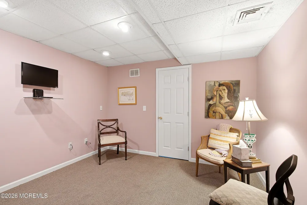 90 Cotswold Circle #310 Ocean, NJ 07712