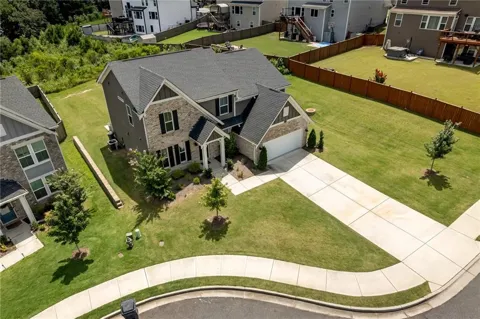 1645 Hillcrest Drive