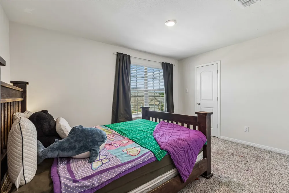 148 Bandana Circle Newark, TX 76071