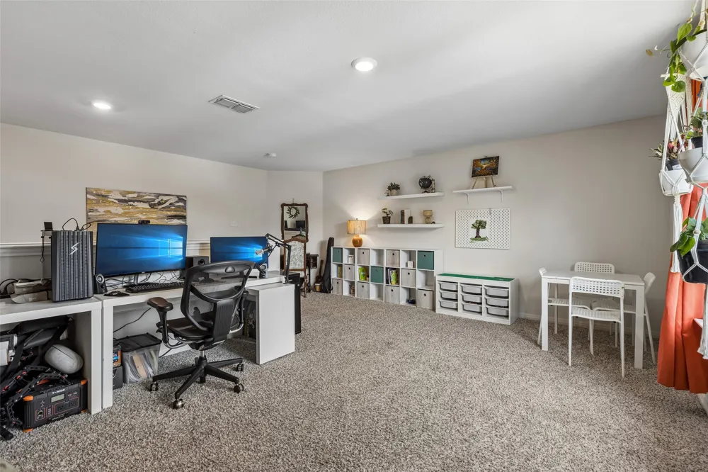 148 Bandana Circle Newark, TX 76071
