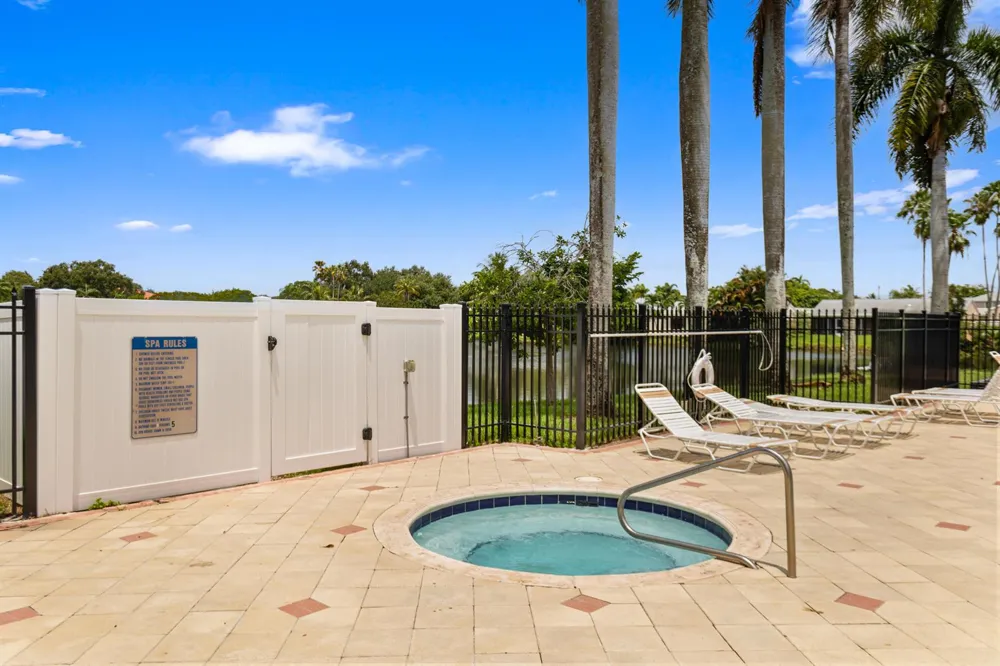 4000 SW 72ND DRIVE Davie, FL 33314