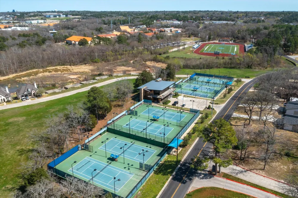 3363 CASCADES BOULEVARD #219 Tyler, TX 75709