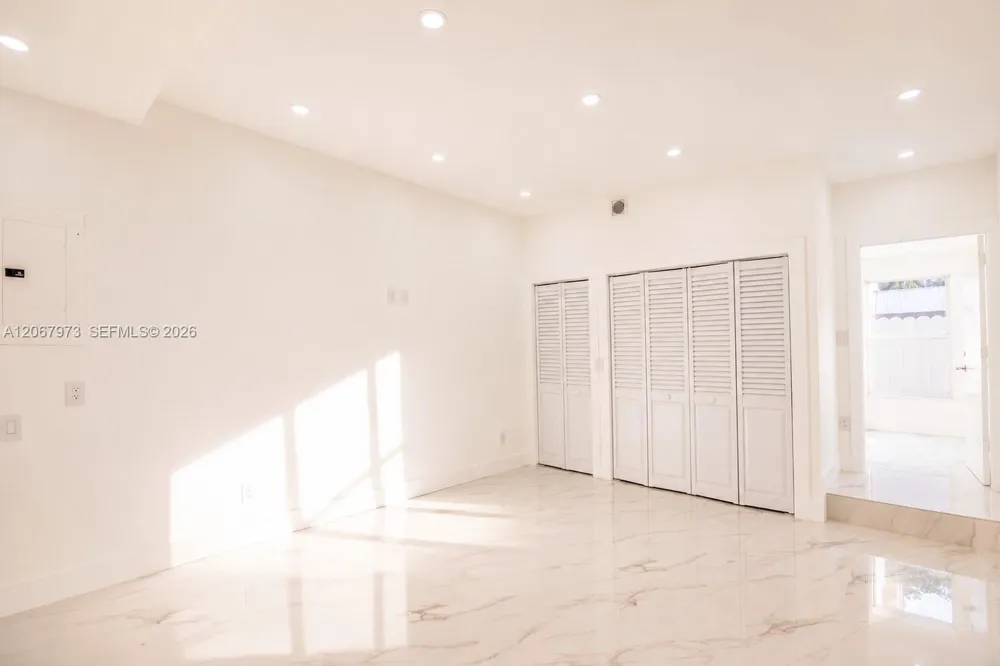 15428 SW 50th Ter #15428 Miami, FL 33185