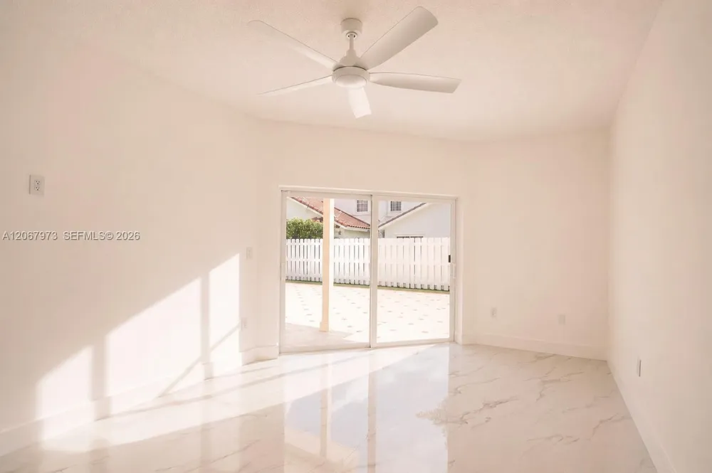 15428 SW 50th Ter #15428 Miami, FL 33185