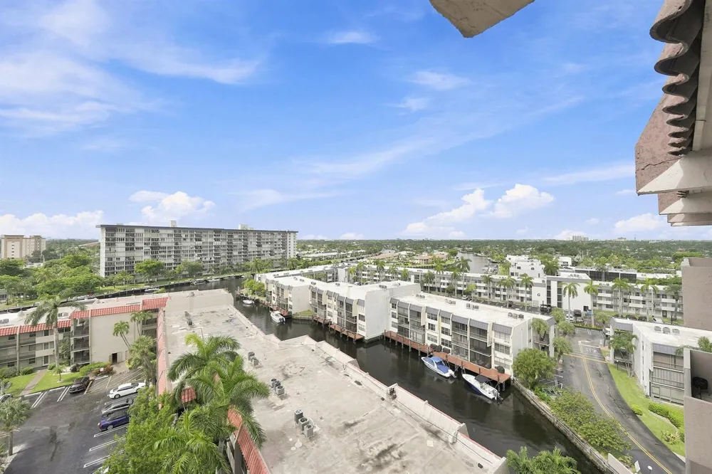 777 S Federal Highway #RP PH 15 Pompano Beach, FL 33062