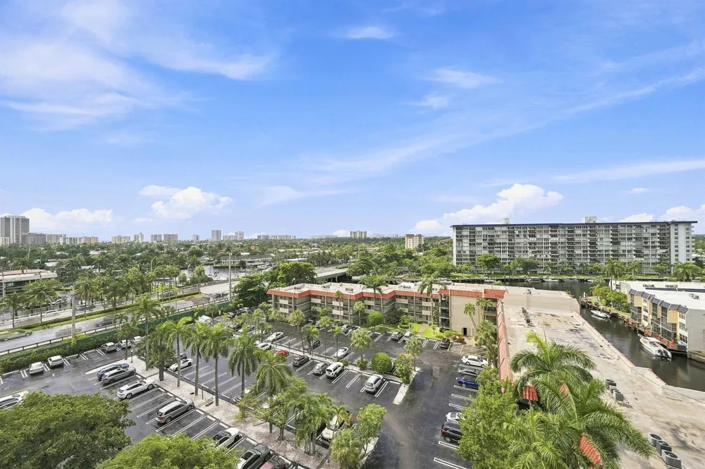 777 S Federal Highway #RP PH 15 Pompano Beach, FL 33062