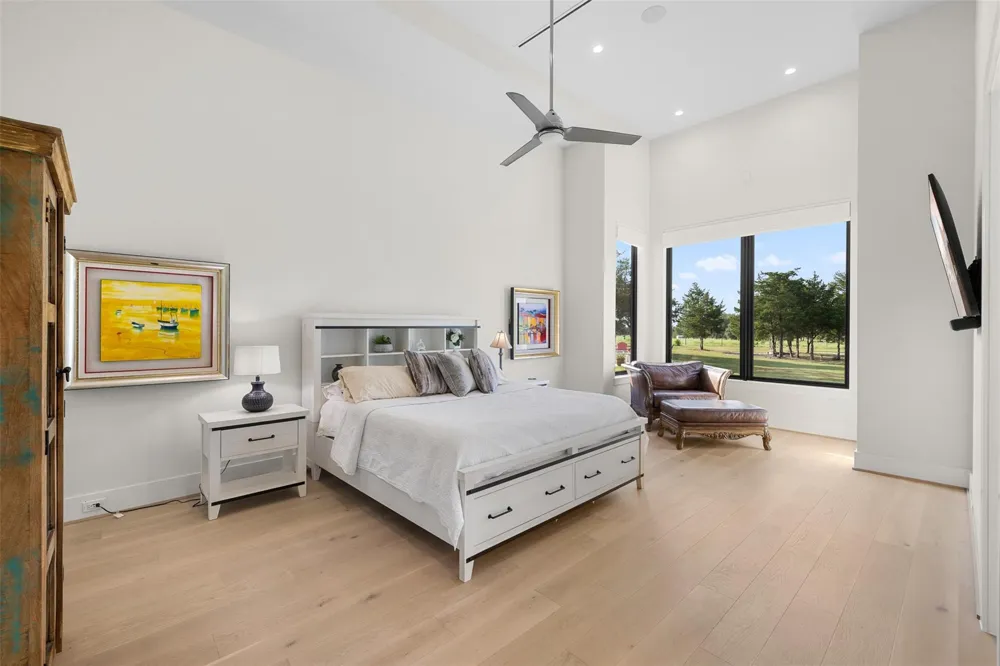 598 Vineyard View Trail Carmine, TX 78932