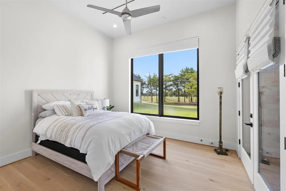598 Vineyard View Trail Carmine, TX 78932