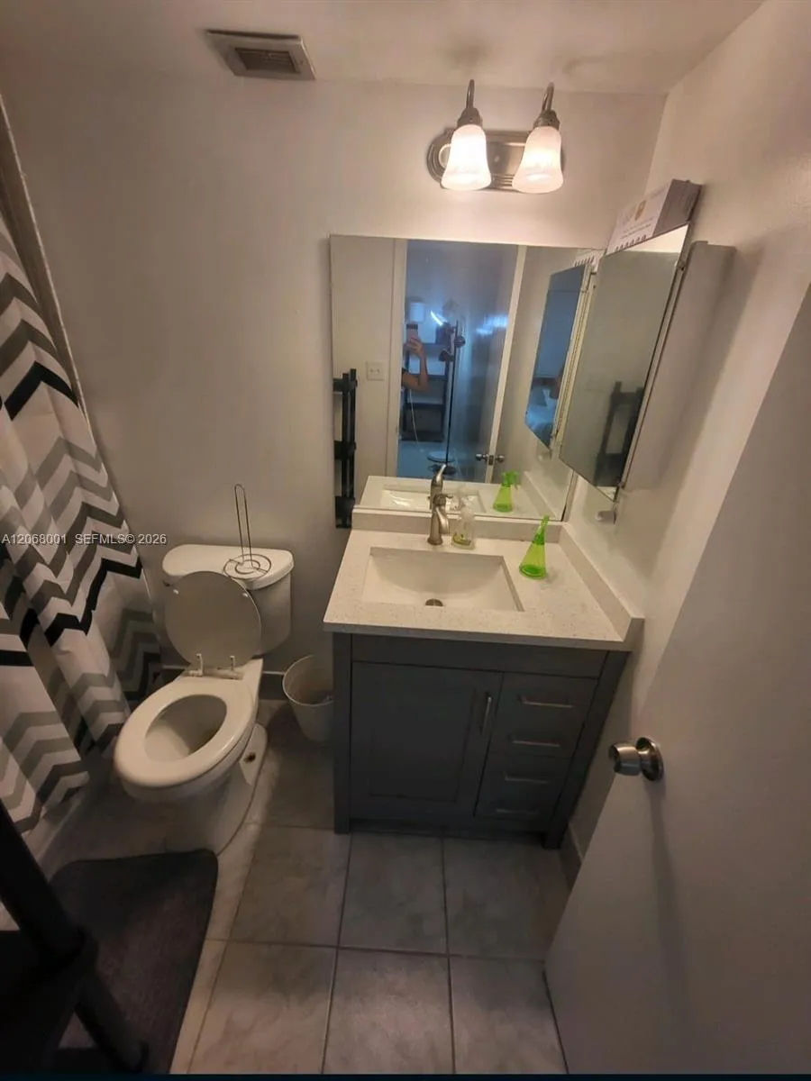 3360 Spanish Moss Ter #412 Lauderhill, FL 33319