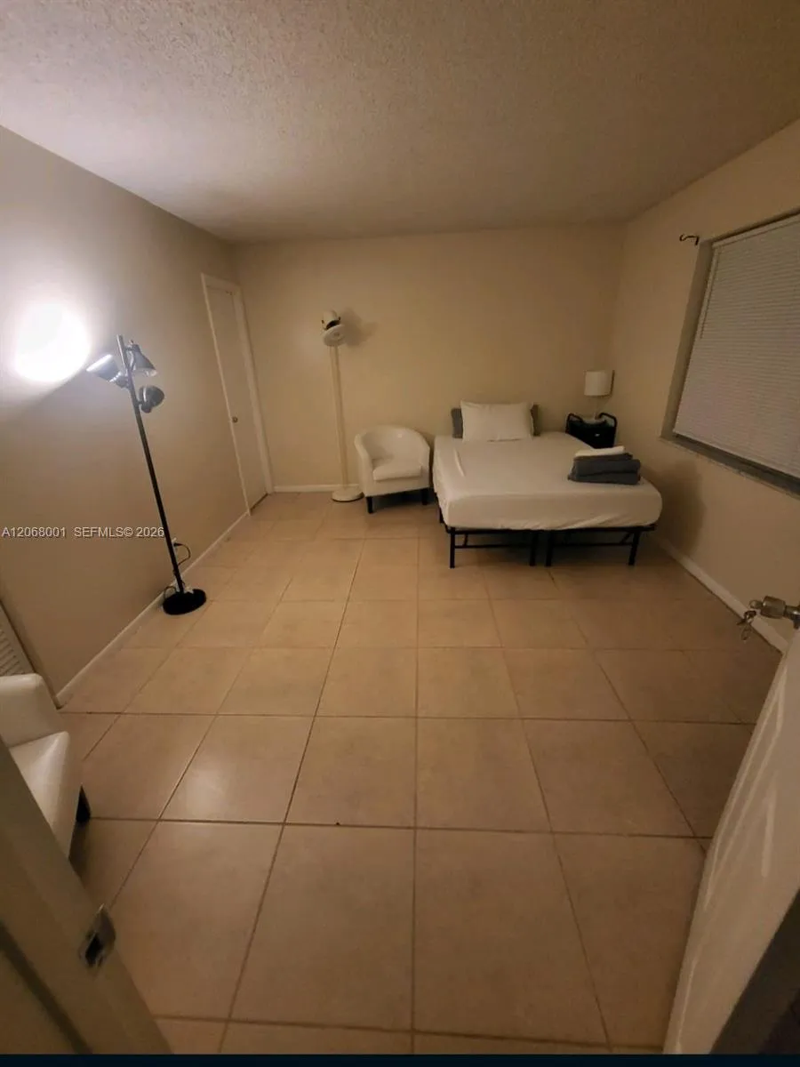 3360 Spanish Moss Ter #412 Lauderhill, FL 33319