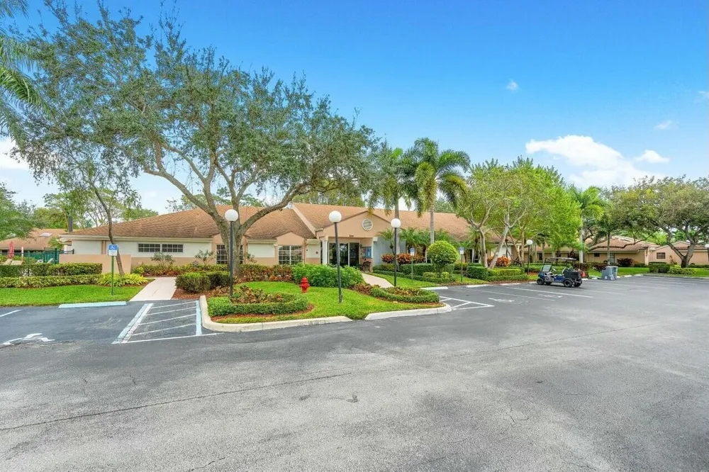 8271 SUN LAKE DRIVE Boca Raton, FL 33496