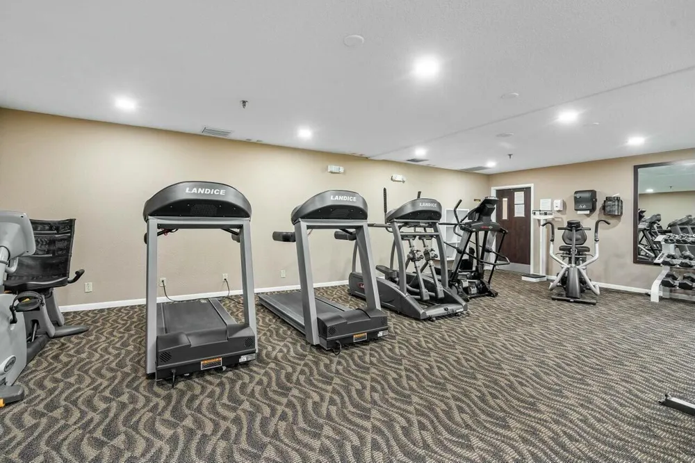 8271 SUN LAKE DRIVE Boca Raton, FL 33496