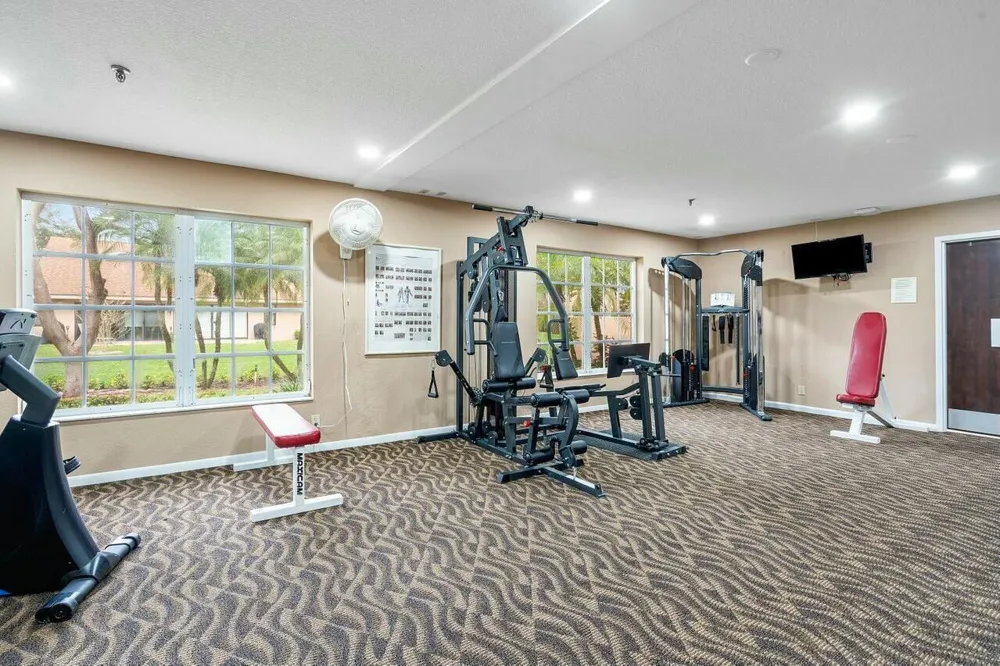 8271 SUN LAKE DRIVE Boca Raton, FL 33496