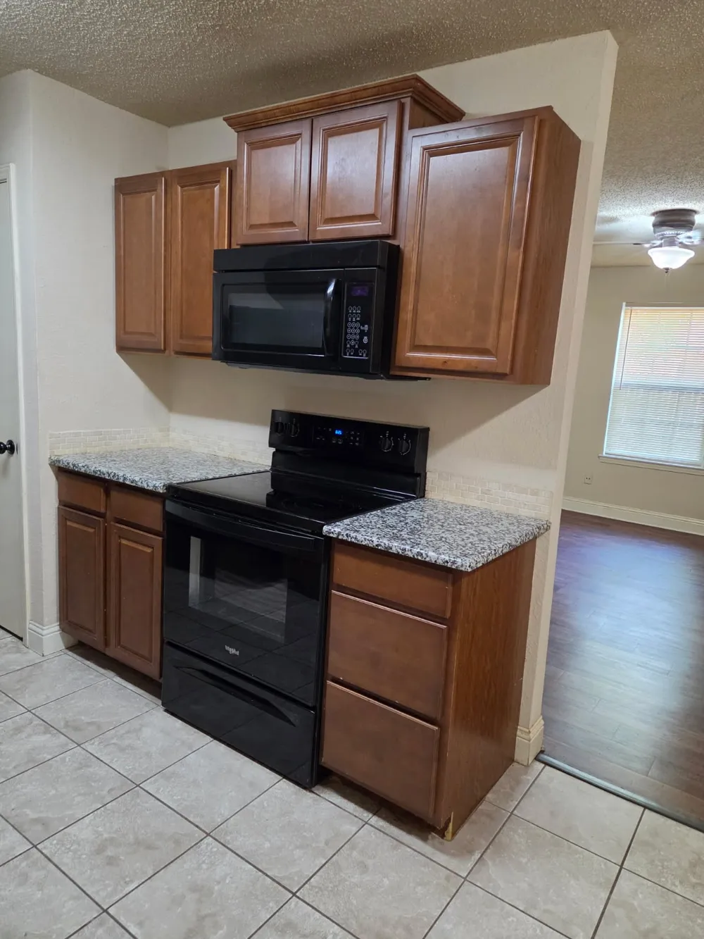 7326 NE Loop 820 North Richland Hills, TX 76180