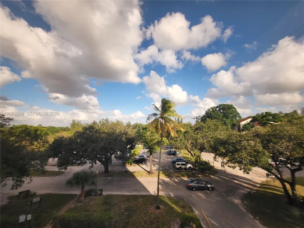3301 Spanish Moss Ter #404 Lauderhill, FL 33319