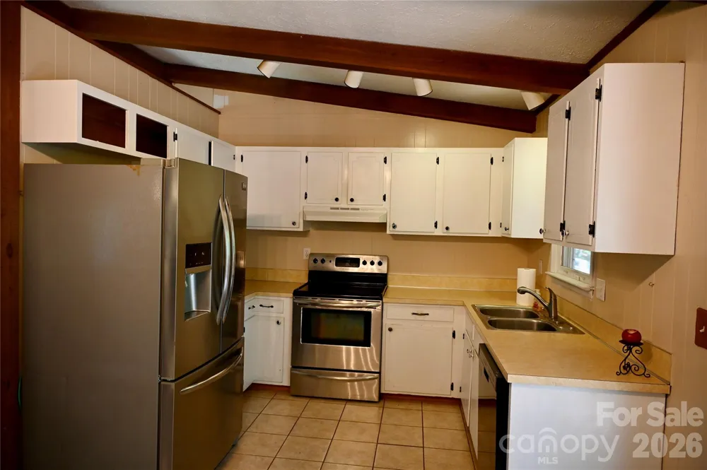 3166 Holly Road Connelly Springs, NC 28612