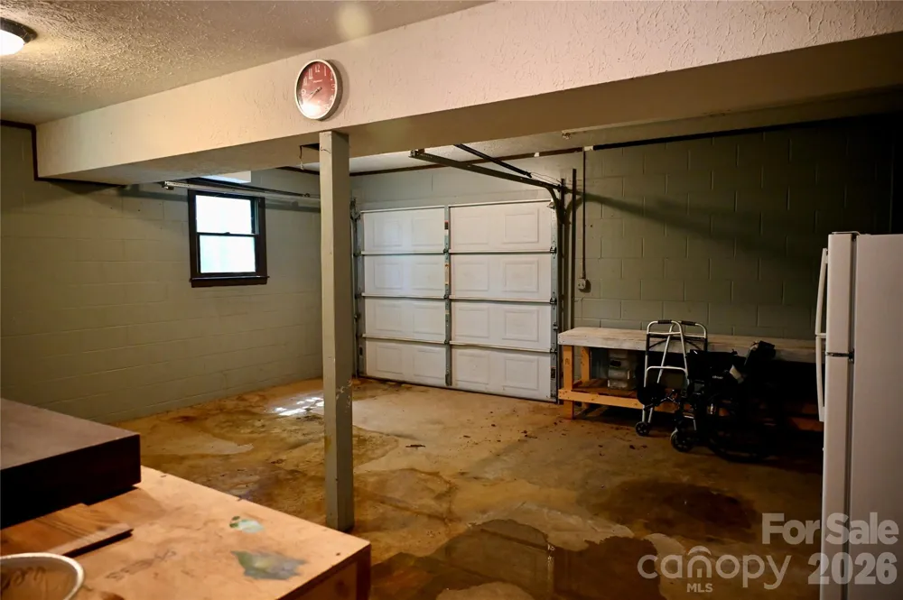 3166 Holly Road Connelly Springs, NC 28612