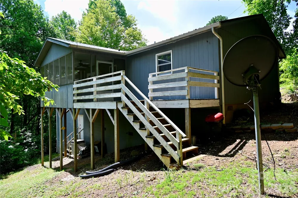 3166 Holly Road Connelly Springs, NC 28612