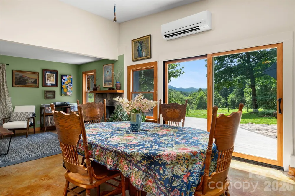 789 Morrow Branch Road Leicester, NC 28748