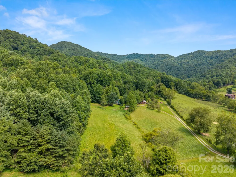 789 Morrow Branch Road Leicester, NC 28748