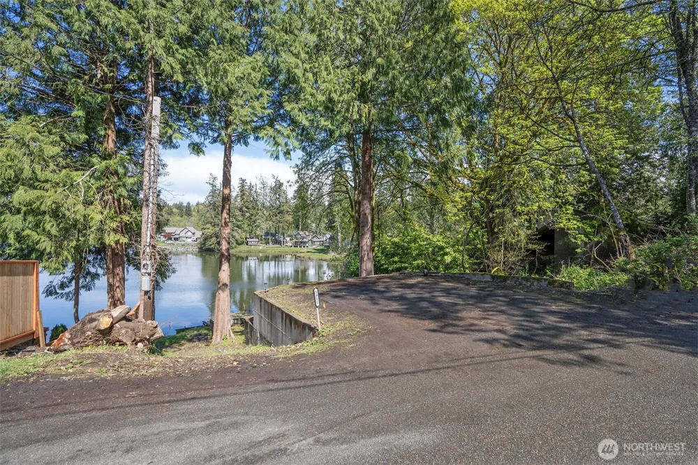 5911 Lagoon Lane NW Gig Harbor, WA 98335