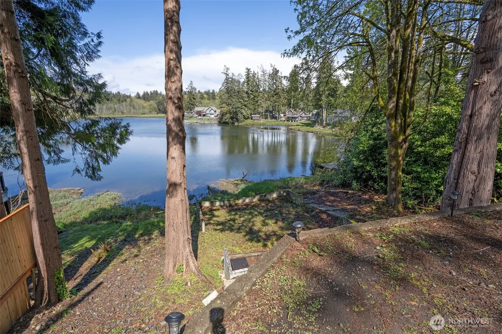 5911 Lagoon Lane NW Gig Harbor, WA 98335