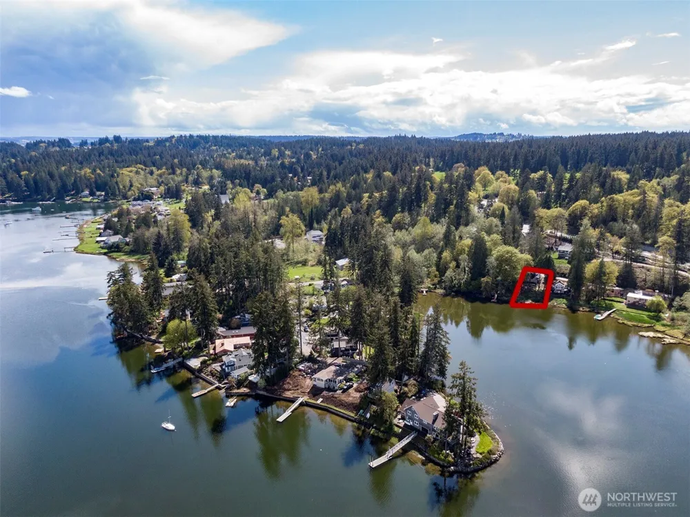 5911 Lagoon Lane NW Gig Harbor, WA 98335